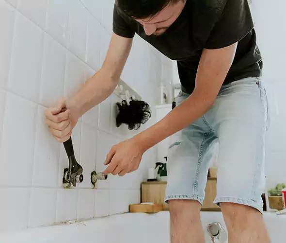 Affordable Bathtub Faucet Replacement in Plainview: Choose Experienced Local Technicians