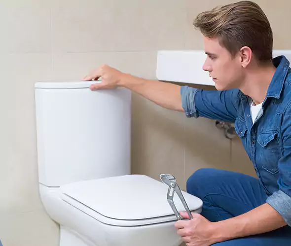 Expert Plumber for Toilet Replacement in Plainview, NY: Schedule Affordable Toilet Replacement Services with Us