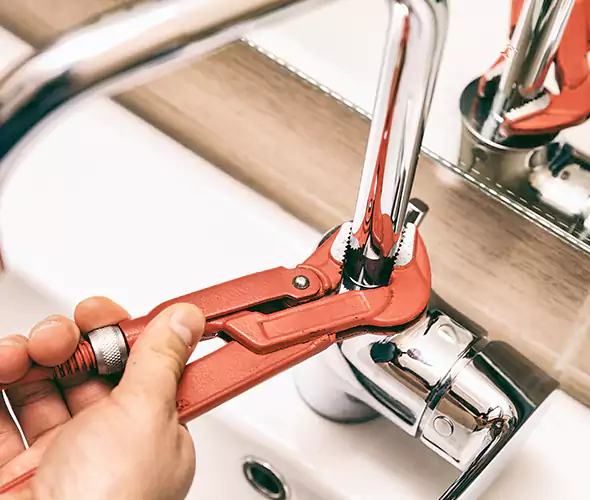 Expert Leak Repair Plumber in Plainview, NY