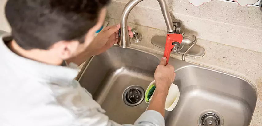 Faucet Repair in Plainview